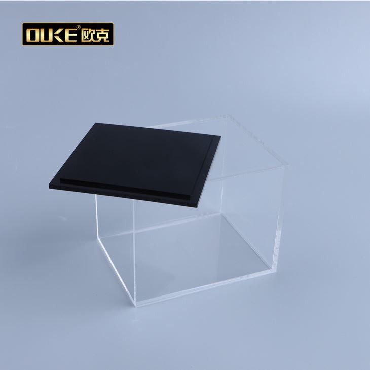Clear Acrylic Cube With Black Base
